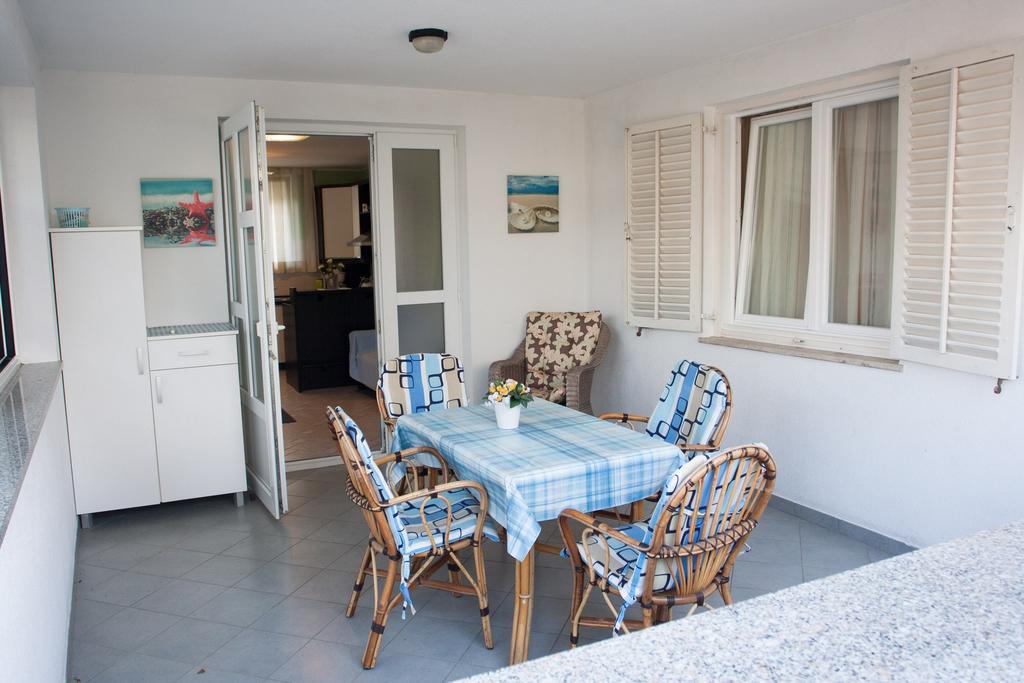 Apartments Silvia Poreč Buitenkant foto