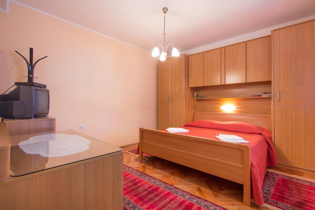 Apartments Silvia Poreč Buitenkant foto