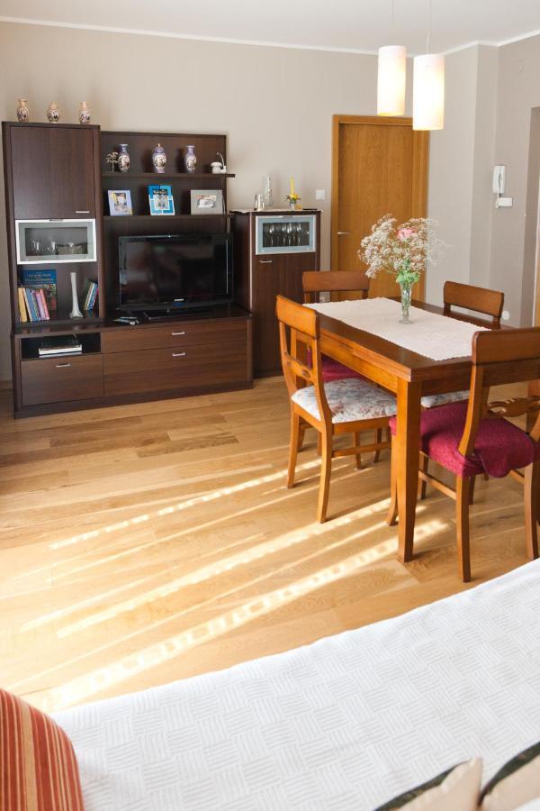 Apartments Silvia Poreč Buitenkant foto